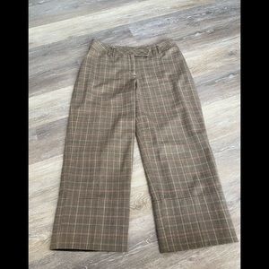 Anne Taylor Loft cropped /Capri pants